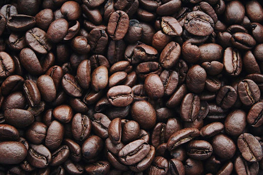 Light vs Dark Roast: Matching Your Mood with Your Roast